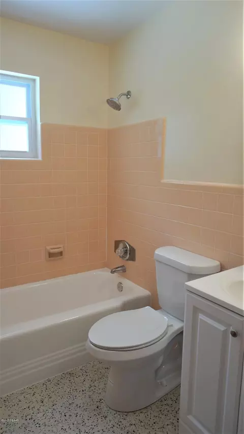 2716 Mango Tree Dr, Edgewater, FL 32141 photo 9