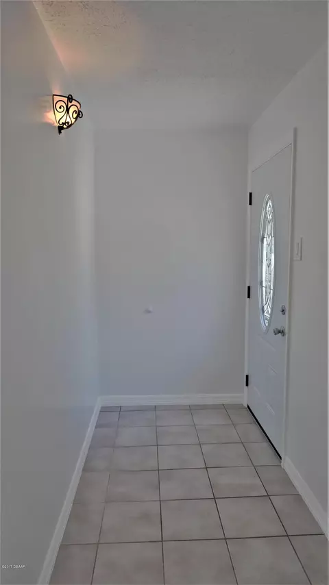 2716 Mango Tree Dr, Edgewater, FL 32141 photo 3