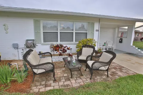 32 Beechwood Dr, Ormond Beach, FL 32176 photo 2