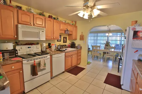 32 Beechwood Dr, Ormond Beach, FL 32176 photo 4