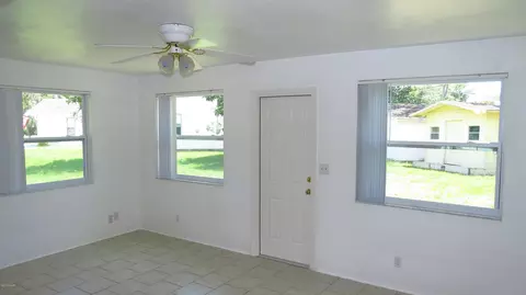 2102 Queen Palm Dr, Edgewater, FL 32141 photo 9