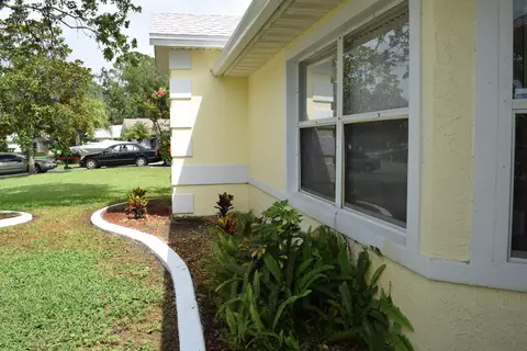 30 Parkview Ln, Ormond Beach, FL 32174 photo 4