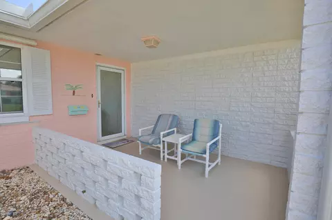 19 Valhalla Ave, Ormond Beach, FL 32176 photo 2