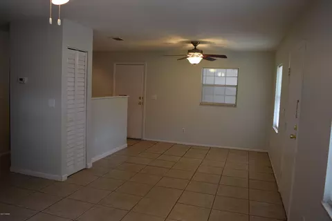 2614 Pine Tree Dr, Edgewater, FL 32141 photo 4