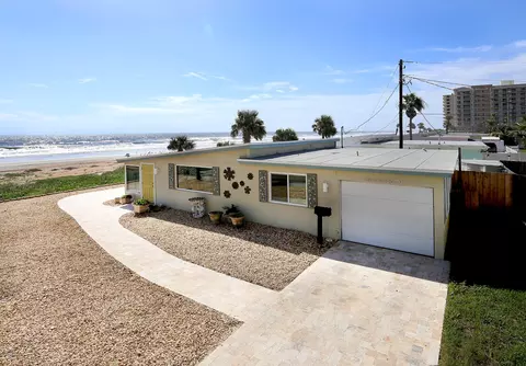 10 Ocean Edge Dr, Ormond Beach, FL 32176 photo 1