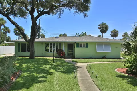 2401 John Anderson Dr, Ormond Beach, FL 32176 photo 1