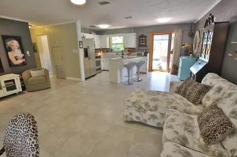 112 Neptune Dr, Edgewater, FL 32132 photo 15