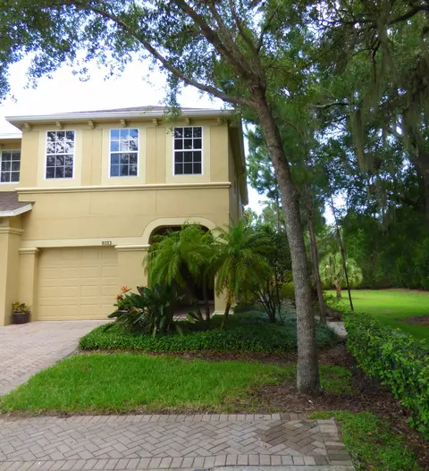 9203 Stone River Pl, Riverview, FL 33578 photo 2