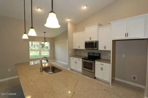 13 Eagle Crest Path, Palm Coast, FL 32164 photo 6