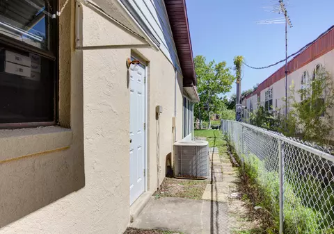 144 Charles St, Edgewater, FL 32141 photo 2