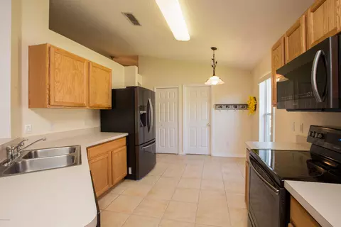 218 Tree Branch Ln, Edgewater, FL 32141 photo 7