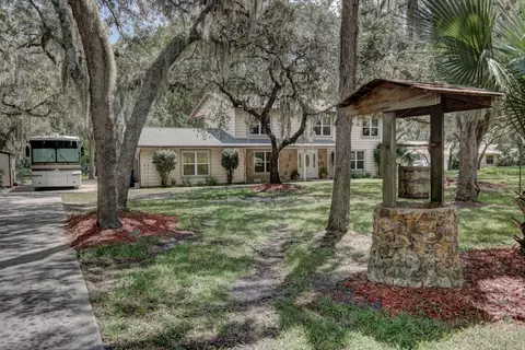 122 Oak Ln, Ormond Beach, FL 32174 photo 2
