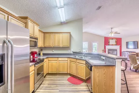 804 Star Reef Ln, Edgewater, FL 32132 photo 7
