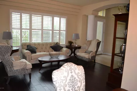 1261 Harwick Ln, Ormond Beach, FL 32174 photo 3