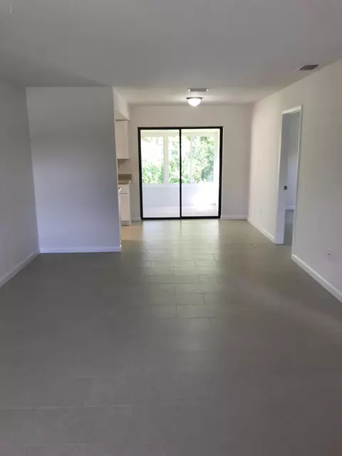 17 Pelican Dr, Edgewater, FL 32141 photo 2