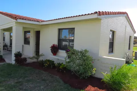 140 Cardinal Dr #B, Ormond Beach, FL 32176 photo 2