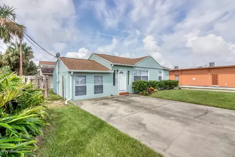 66 Lucky Dr, Ormond Beach, FL 32176 photo 2