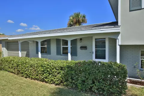 25 Juniper Dr, Ormond Beach, FL 32176 photo 2