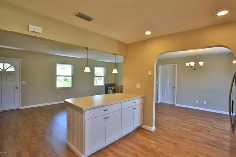 25 Juniper Dr, Ormond Beach, FL 32176 photo 9