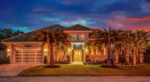 626 Woodbridge Dr, Ormond Beach, FL 32174 photo 2