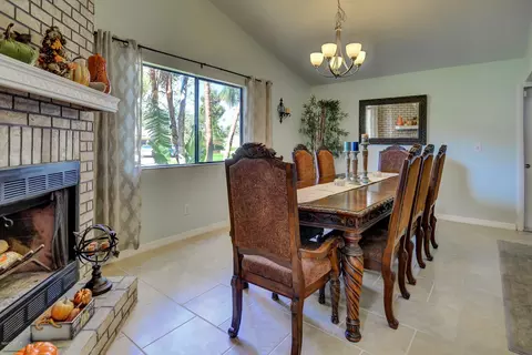 2203 Mango Tree Dr, Edgewater, FL 32141 photo 13
