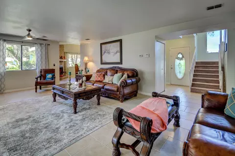 2203 Mango Tree Dr, Edgewater, FL 32141 photo 8