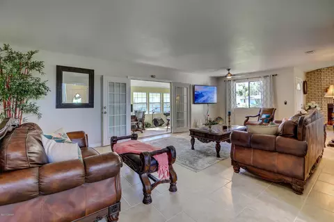 2203 Mango Tree Dr, Edgewater, FL 32141 photo 9