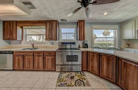 248 N Beach St, Ormond Beach, FL 32174 photo 6