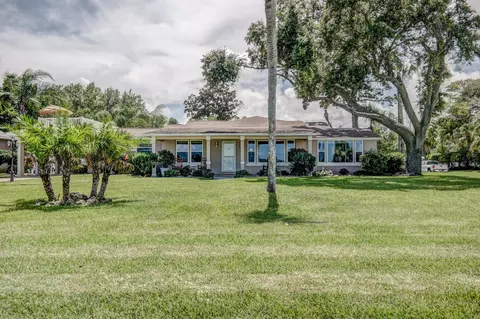 248 N Beach St, Ormond Beach, FL 32174 photo 2