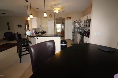 302 Mariners Gate Dr, Edgewater, FL 32141 photo 7