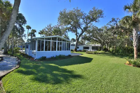 327 Schooner Ave, Edgewater, FL 32141 photo 4