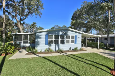 327 Schooner Ave, Edgewater, FL 32141 photo 2