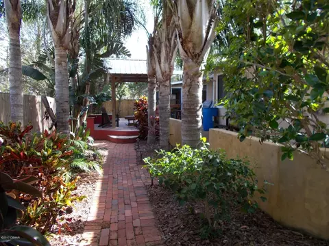 2425 Unity Tree Dr, Edgewater, FL 32141 photo 12