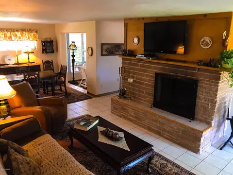 1858 Juniper Dr, Edgewater, FL 32141 photo 4