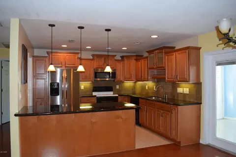 44 Lake Park Cir, Ormond Beach, FL 32174 photo 3