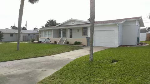 14 Briggs Dr, Ormond Beach, FL 32176 photo 5