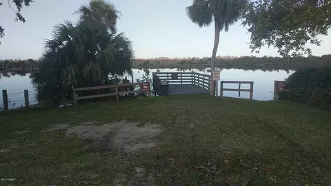14 Briggs Dr, Ormond Beach, FL 32176 photo 3
