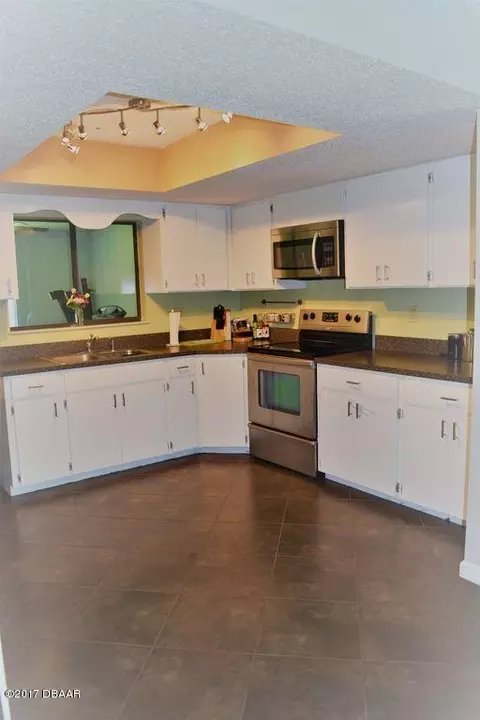 1083 Roberts St, Ormond Beach, FL 32174 photo 3