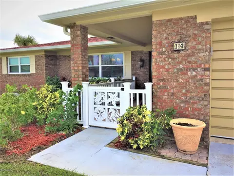 14 Sunny Beach Dr, Ormond Beach, FL 32176 photo 4