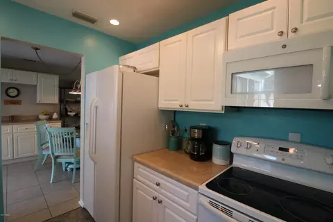 27 Seacrest Dr, Ormond Beach, FL 32176 photo 6
