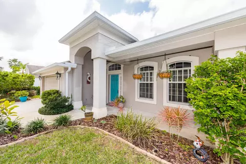 66 Timucuan Dr, Ormond Beach, FL 32174 photo 3