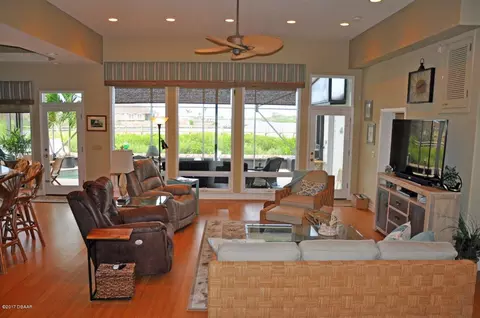 105 Carlson Cv, Edgewater, FL 32132 photo 8