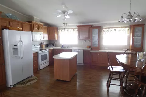 4411 W Indian River Dr, Edgewater, FL 32141 photo 10