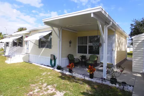 4411 W Indian River Dr, Edgewater, FL 32141 photo 4