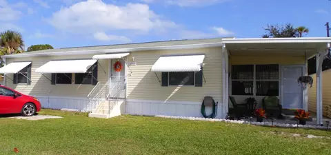 4411 W Indian River Dr, Edgewater, FL 32141 photo 1