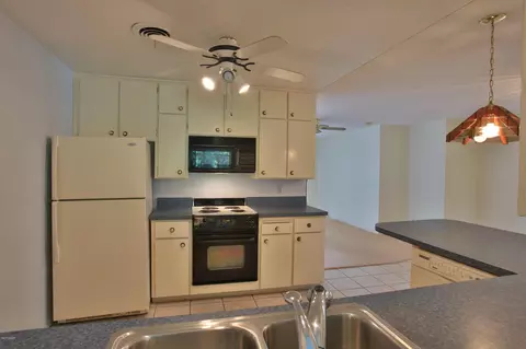 7 Silver Cir, Edgewater, FL 32141 photo 10