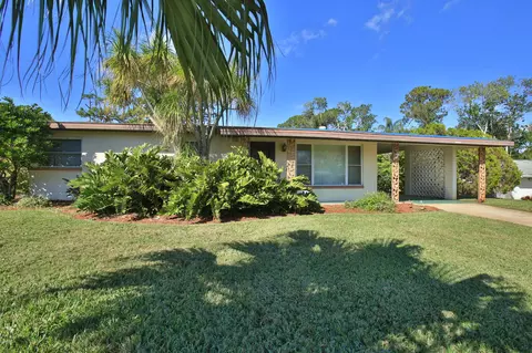 7 Silver Cir, Edgewater, FL 32141 photo 1