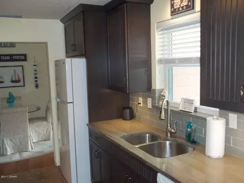 42 Longfellow Cir, Ormond Beach, FL 32176 photo 4