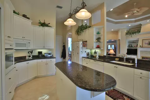 1098 Hampstead Ln, Ormond Beach, FL 32174 photo 10