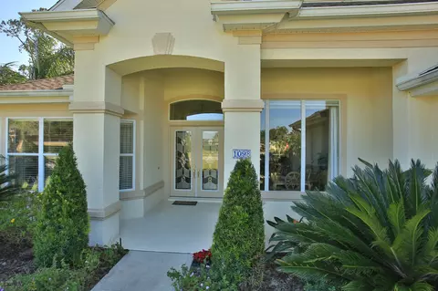 1098 Hampstead Ln, Ormond Beach, FL 32174 photo 2